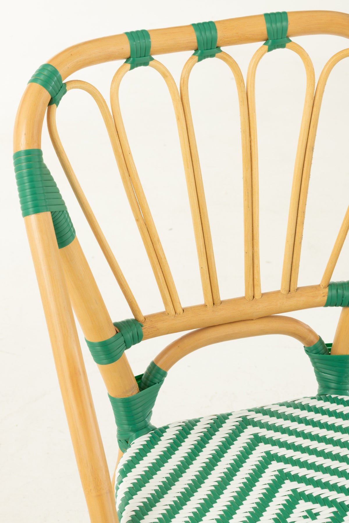 Sedia in rattan verde scuro/bianca J-Line