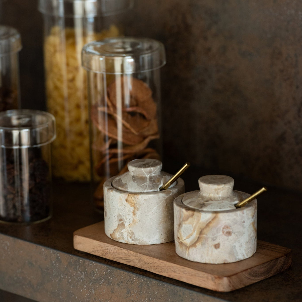 Set di spezie in marmo naturale/beige J-Line