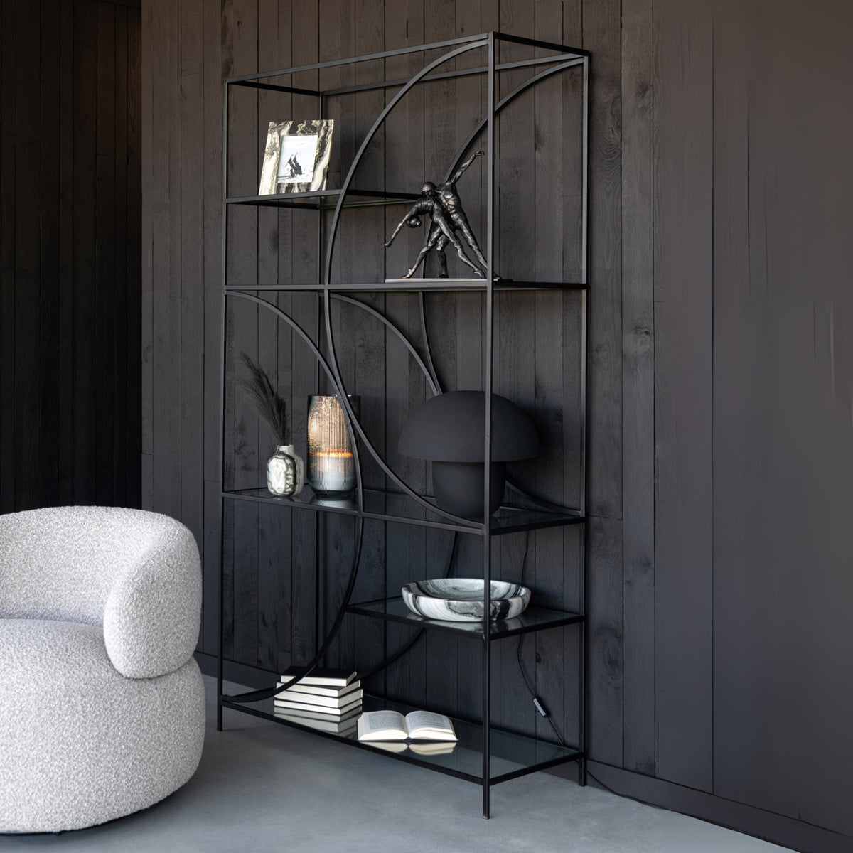 Scaffale Nyr in ferro nero a linea J