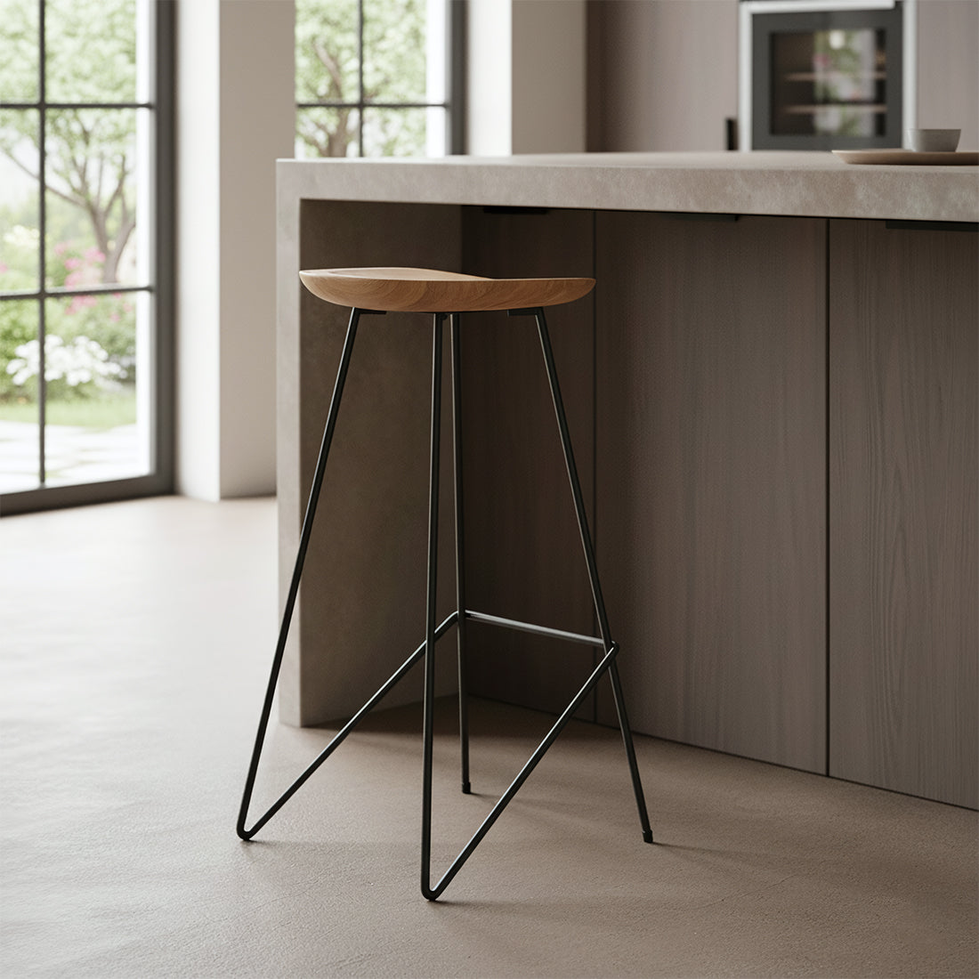 Sgabello Loft in legno naturale Raw Materials