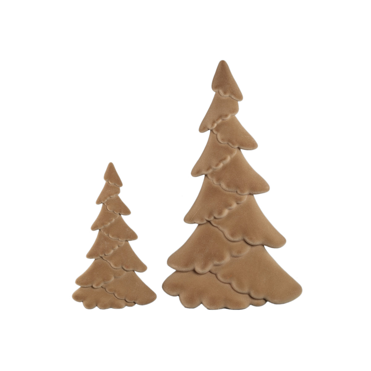 Yule Kerstboom Ovaal Beige Large van PTMD, twee maten kerstboombeelden in beige naast elkaar op witte achtergrond