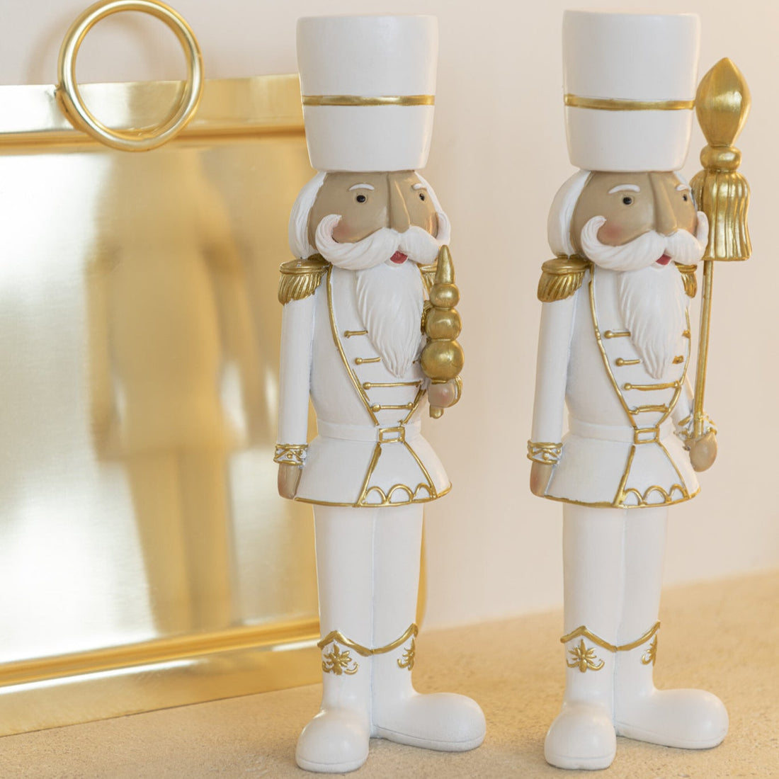 Schiaccianoci in resina bianco/oro, set grande da 2, H 26 cm, J-Line