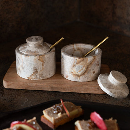 Set di spezie in marmo naturale/beige J-Line
