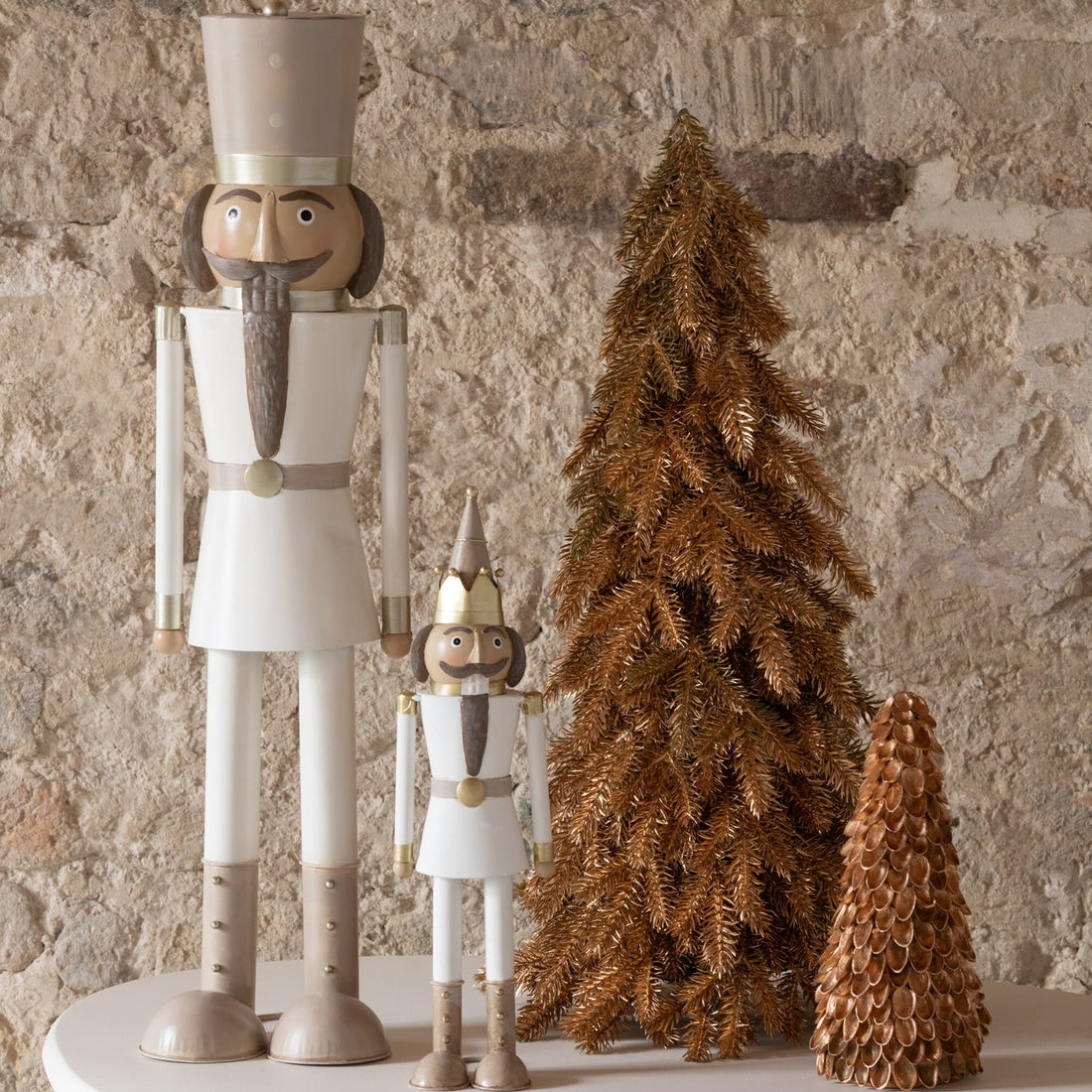 Set di 2 piccoli ferma-nocciole Snor in metallo multicolore J-Line