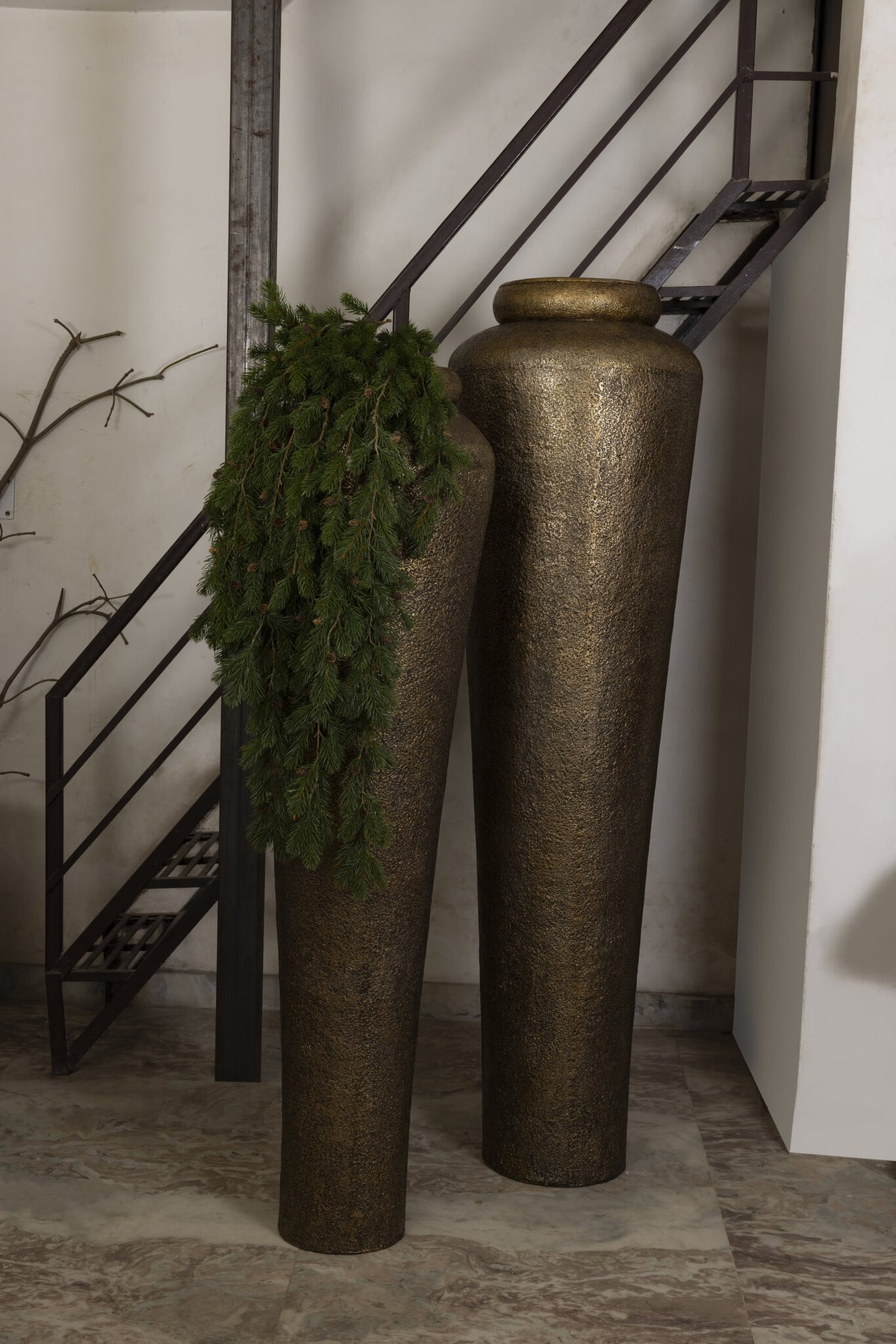 Vaso Zavir - 50x50x173 cm - Alluminio - Oro PTMD