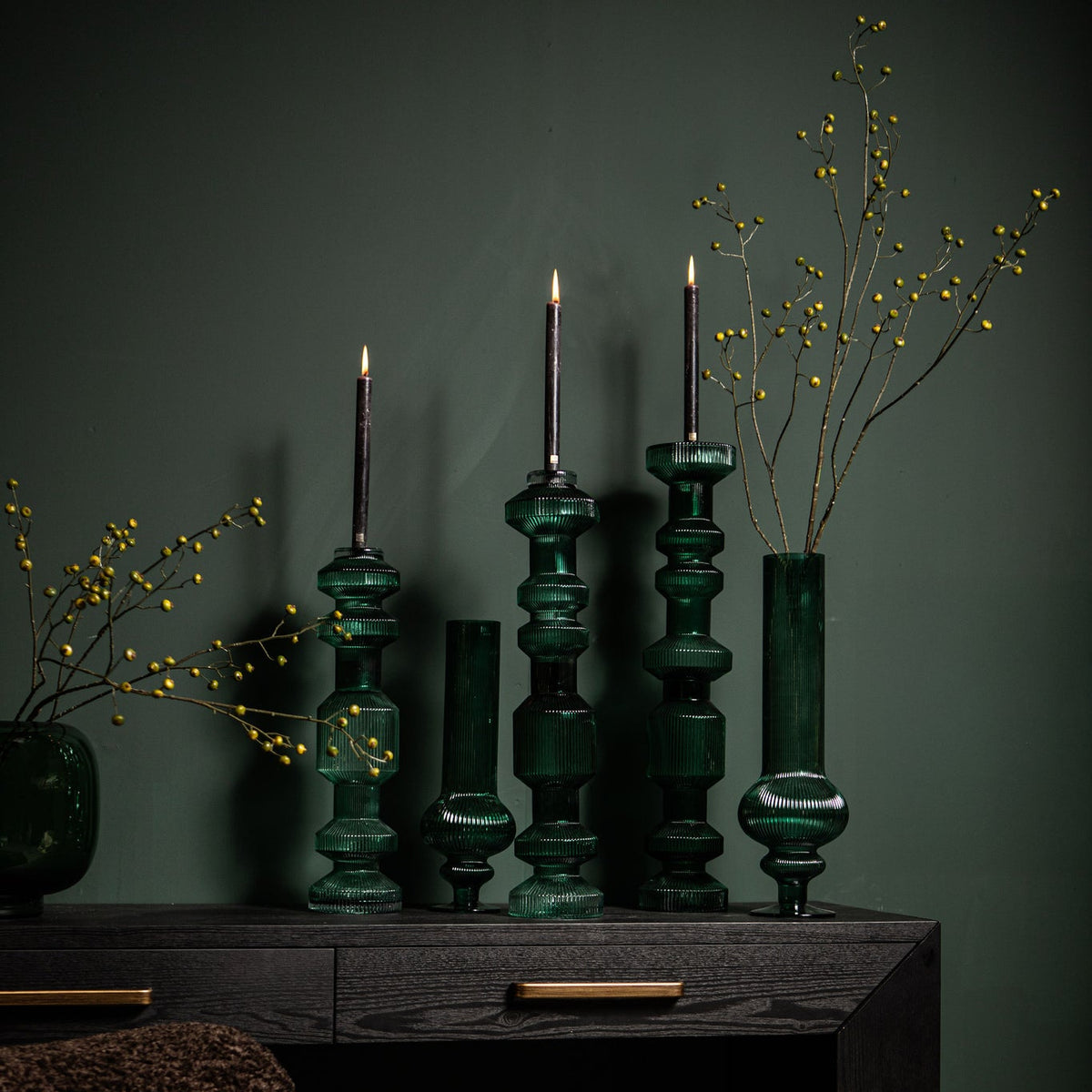 Galinda Set da 3 candelabri in vetro verde scuro plissettato PTMD