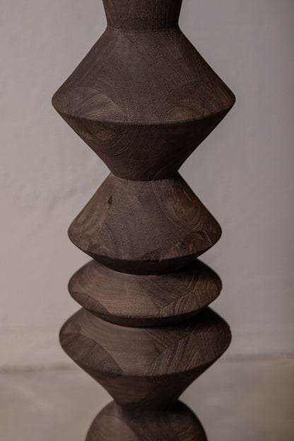Lampada da terra Elaine Marrone Legno di Mango Base Rotonda H130cm PTMD