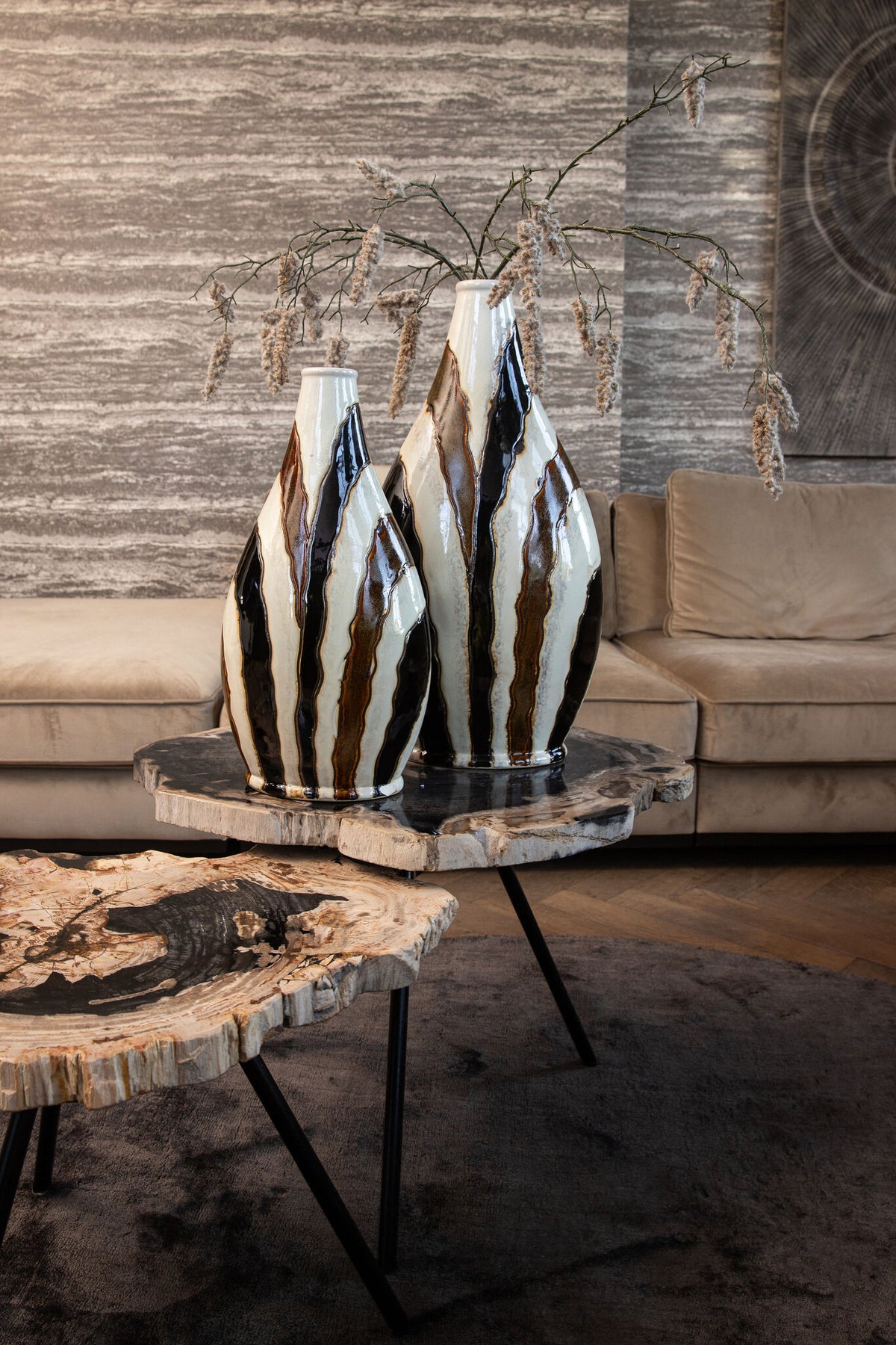 Evelin Vaso ovale in ceramica marrone scuro con linee S 23x15x44,5 cm PTMD