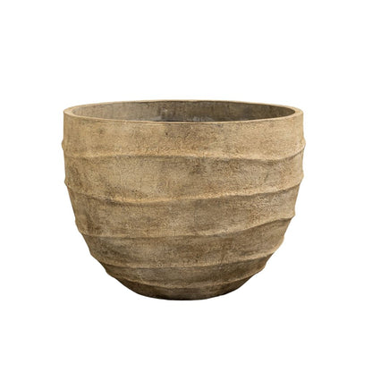 Vaso Ravi beige in fibra di cemento con motivo ondulato PTMD