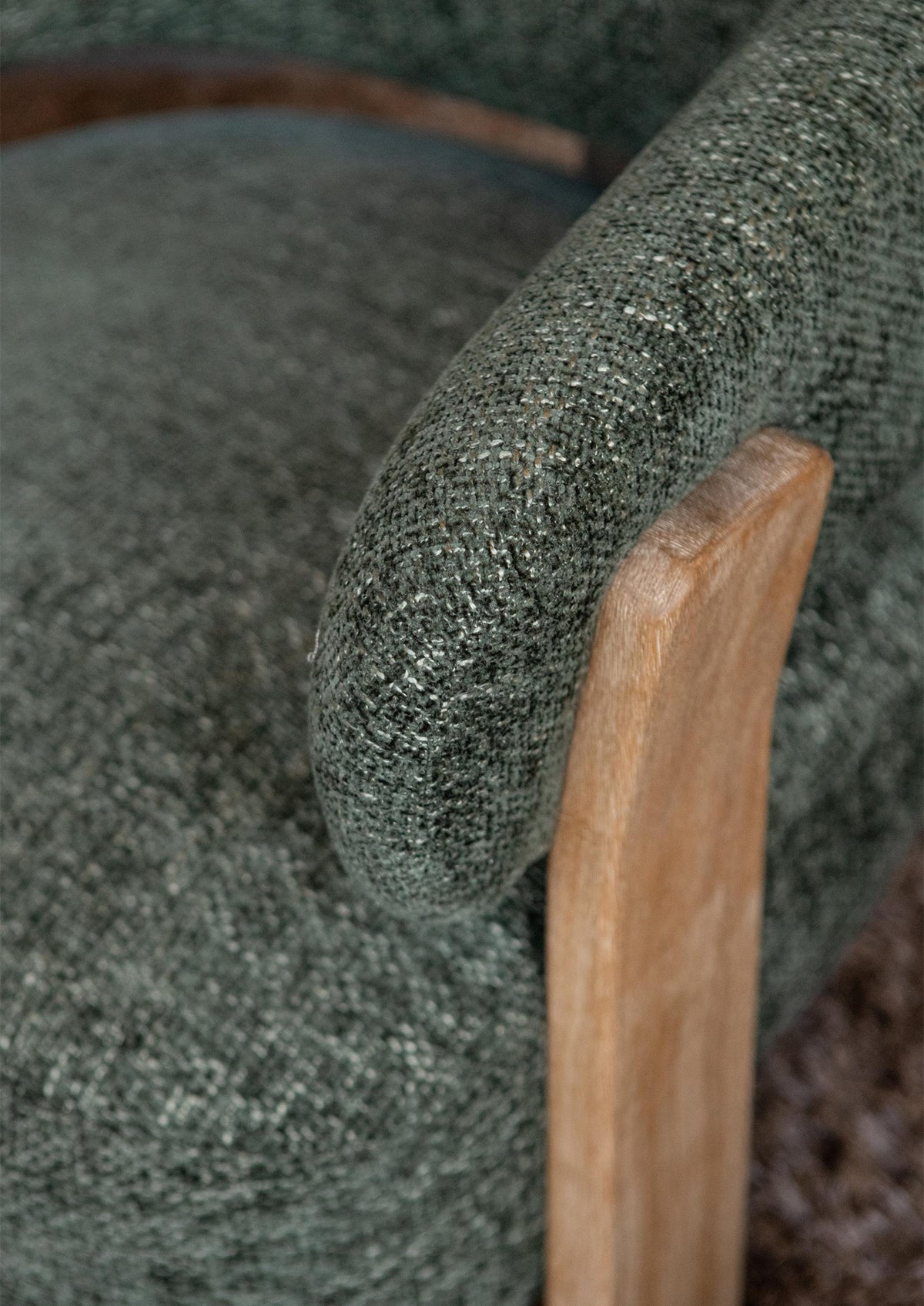 Poltrona Mire Green Legacy 10 in legno di caucciù, PTMD, color oliva