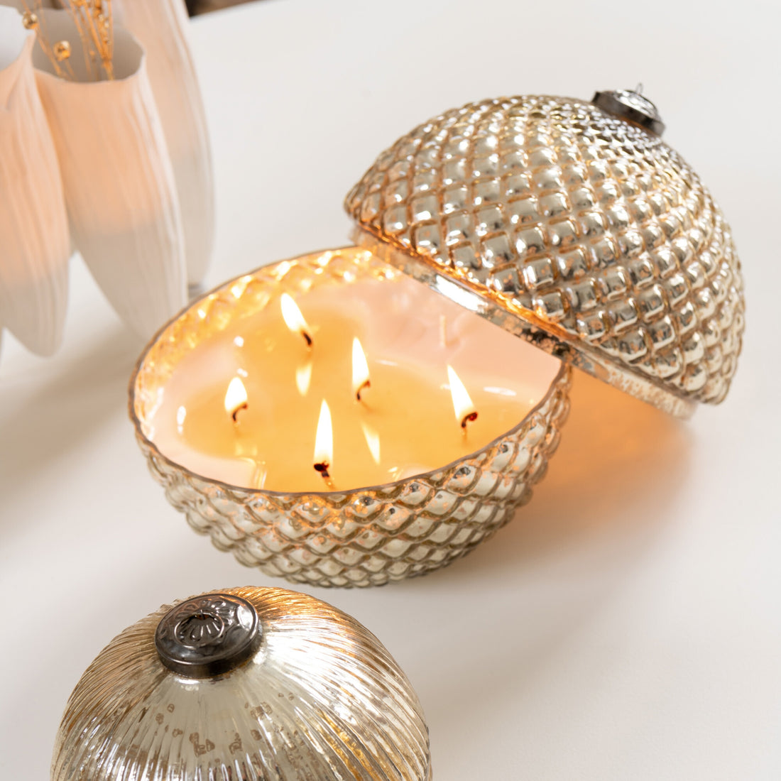 Candela profumata Pallina di Natale in vetro oro Large J-Line Set da 2