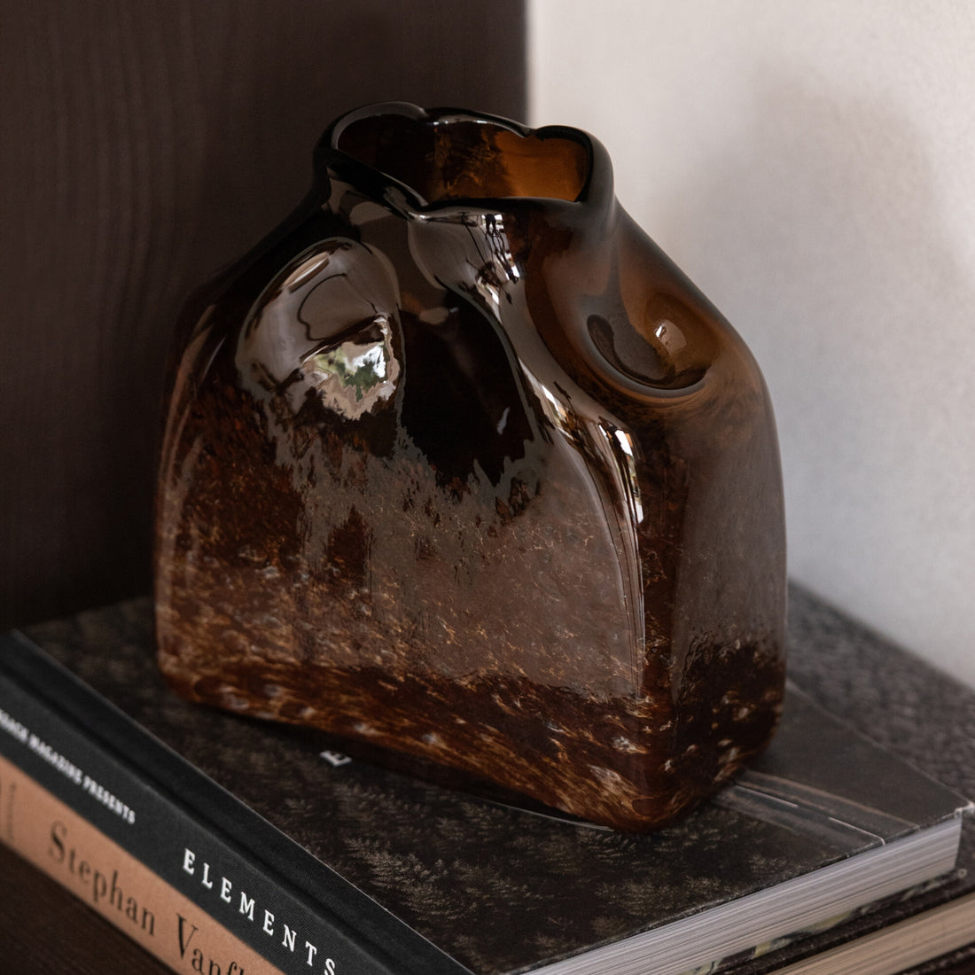 Vaso Rettangolare Grande in Vetro Marrone Scuro J-Line