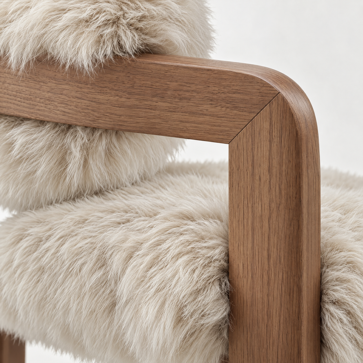 Sedia da pranzo Avelon in vera pelle di pecora beige e legno di frassino PTMD