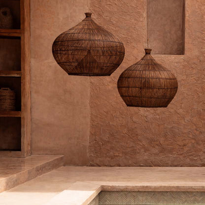 La lampada a sospensione Desert Gourd in noce scuro, media, Bazar Bizar