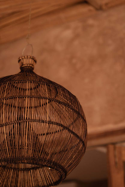La lampada a sospensione Desert Gourd in noce scuro, media, Bazar Bizar
