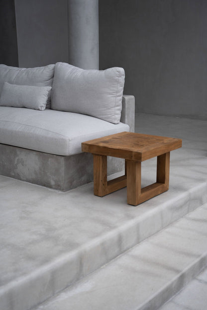 Il tavolino in teak di recupero Naturel Bazar Bizar