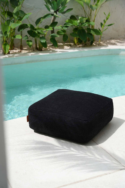 Il pouf Comfy Nero Bazar Bizar