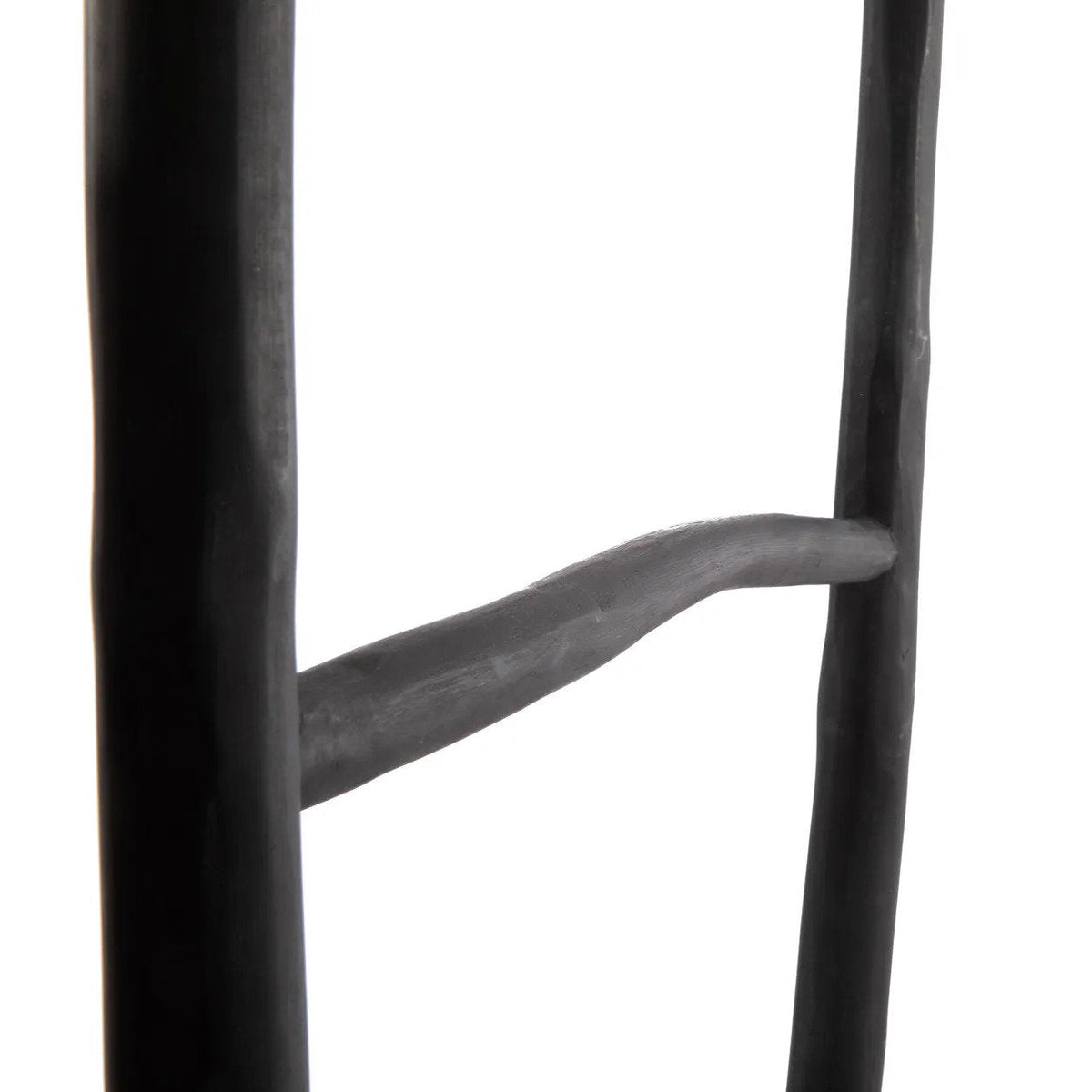 La scala Tulum nera da 165 cm Bazar Bizar