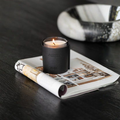 Candela profumata Cuoio Nero 40 ore