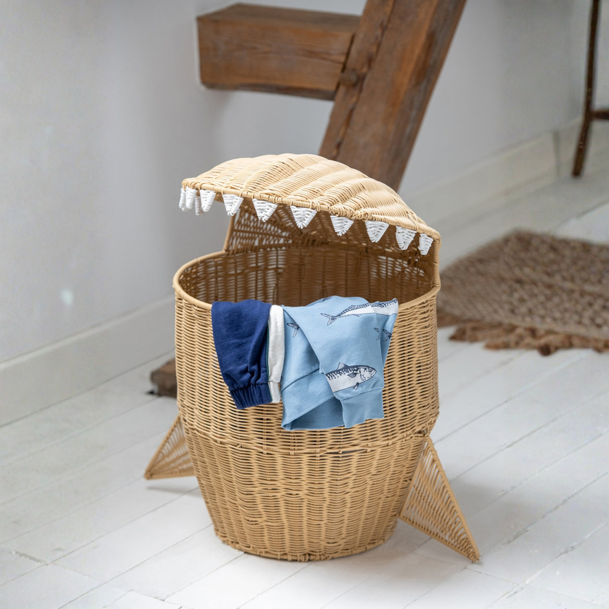Cestino Squalo in Plastica Naturale J-Line