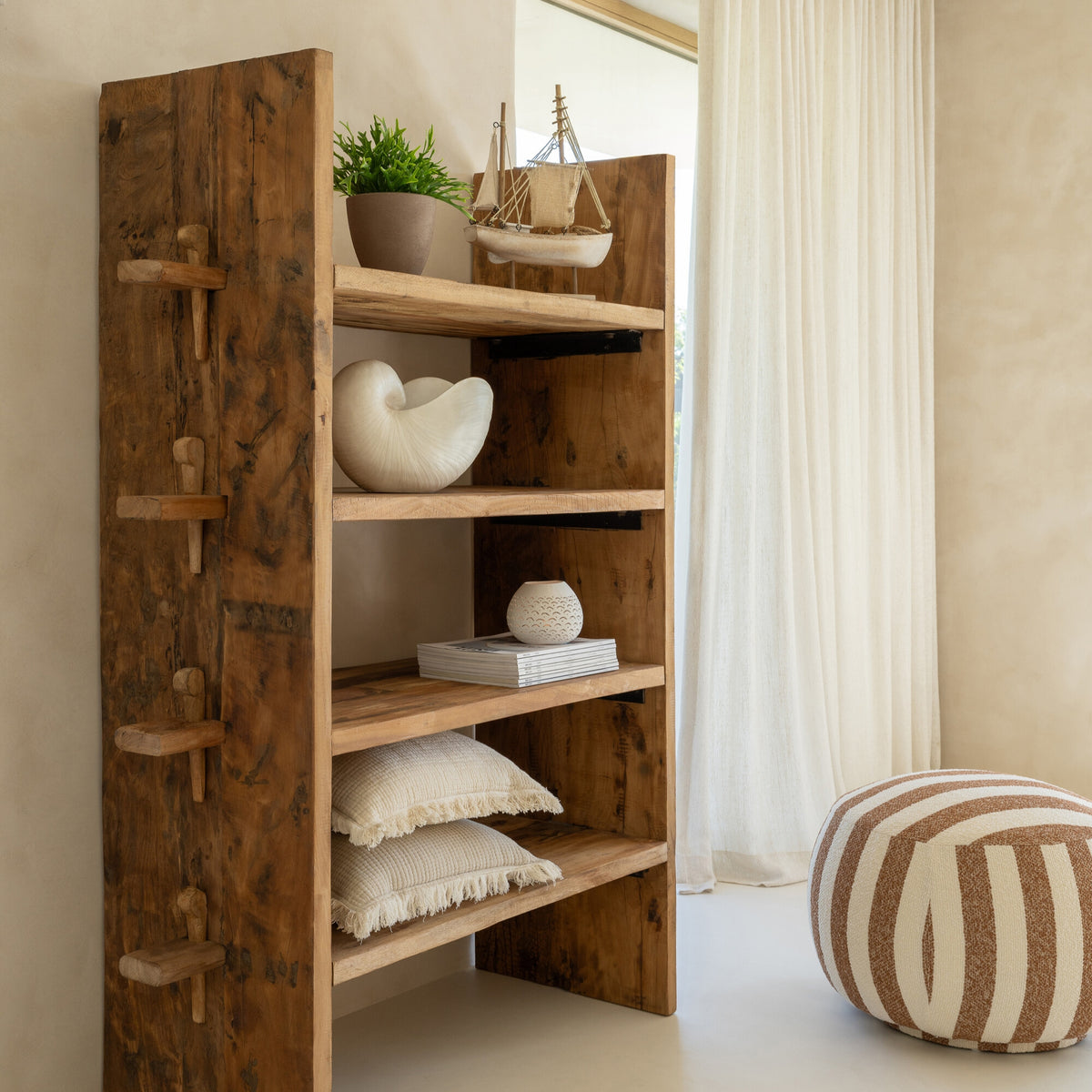 Pouf a righe Camel/Bianco Sporco J-Line