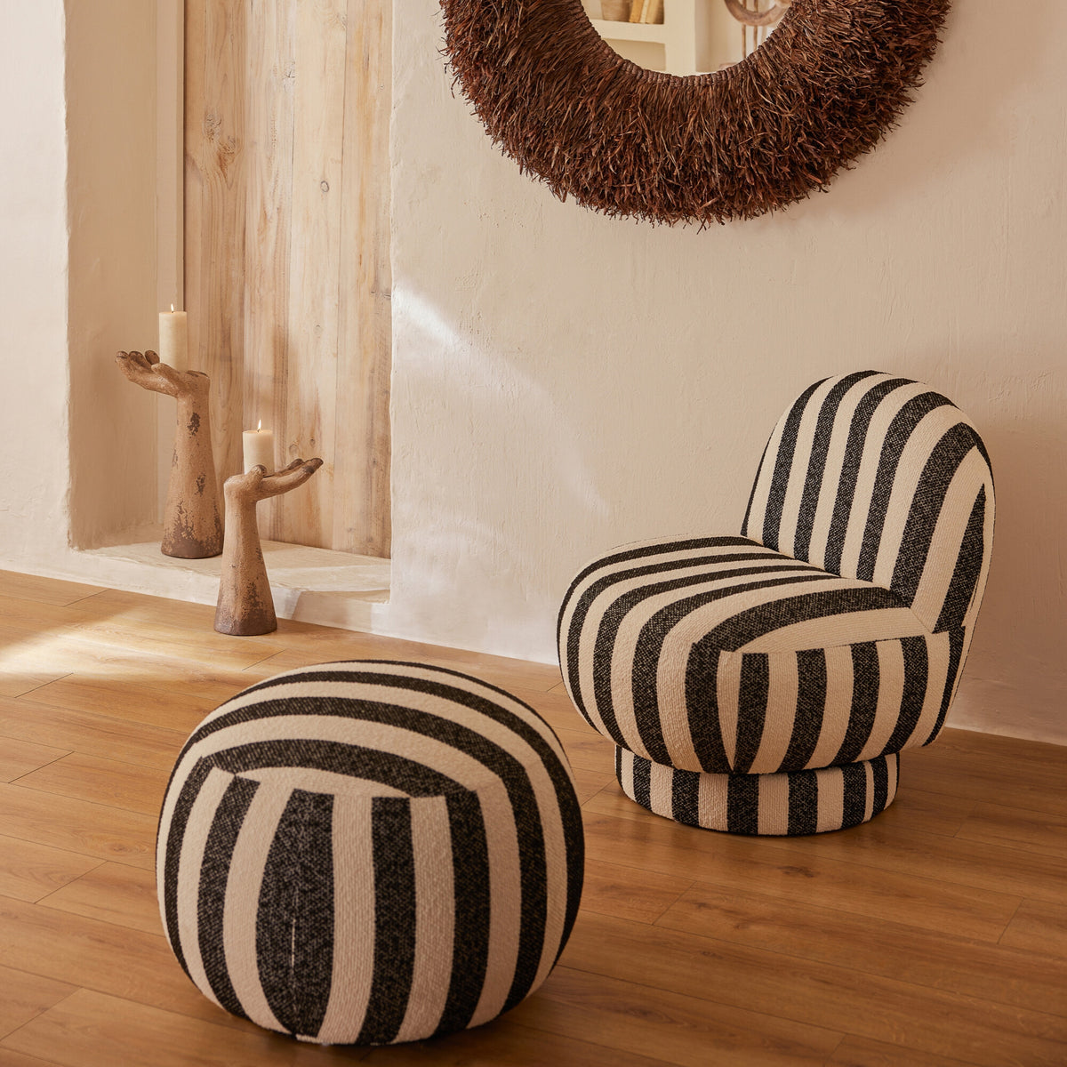 Pouf a righe nero/bianco sporco J-Line