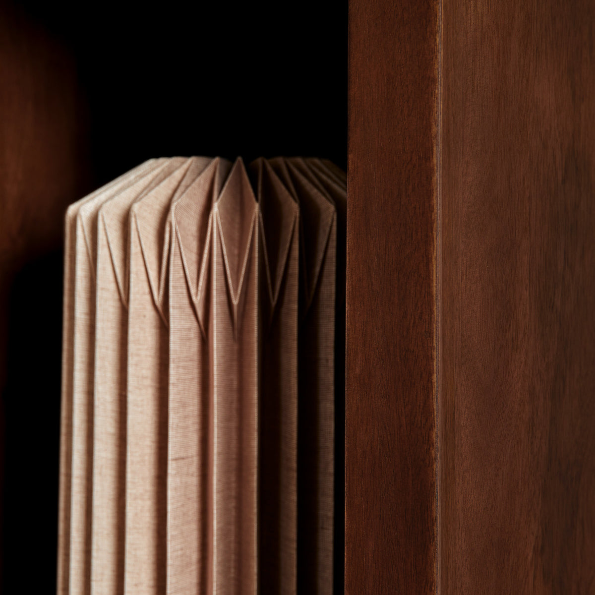 Vetrina Bruxelles in legno di mango marrone 90 cm Starfurn