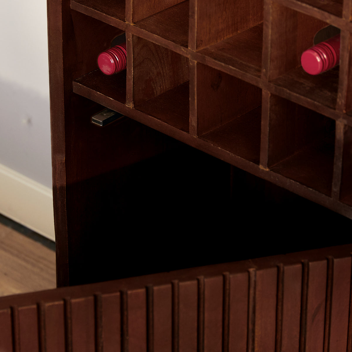 Cantinetta portavini Madison in legno di mango marrone 55 cm Starfurn