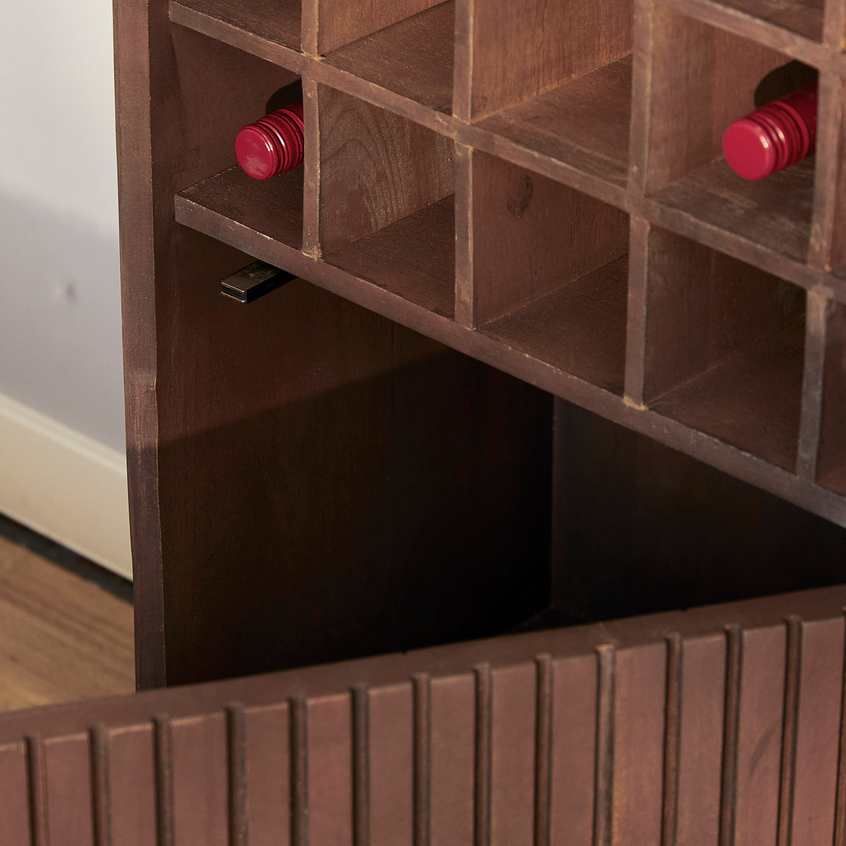 Cantinetta portavini Madison in legno di mango marrone 55 cm Starfurn