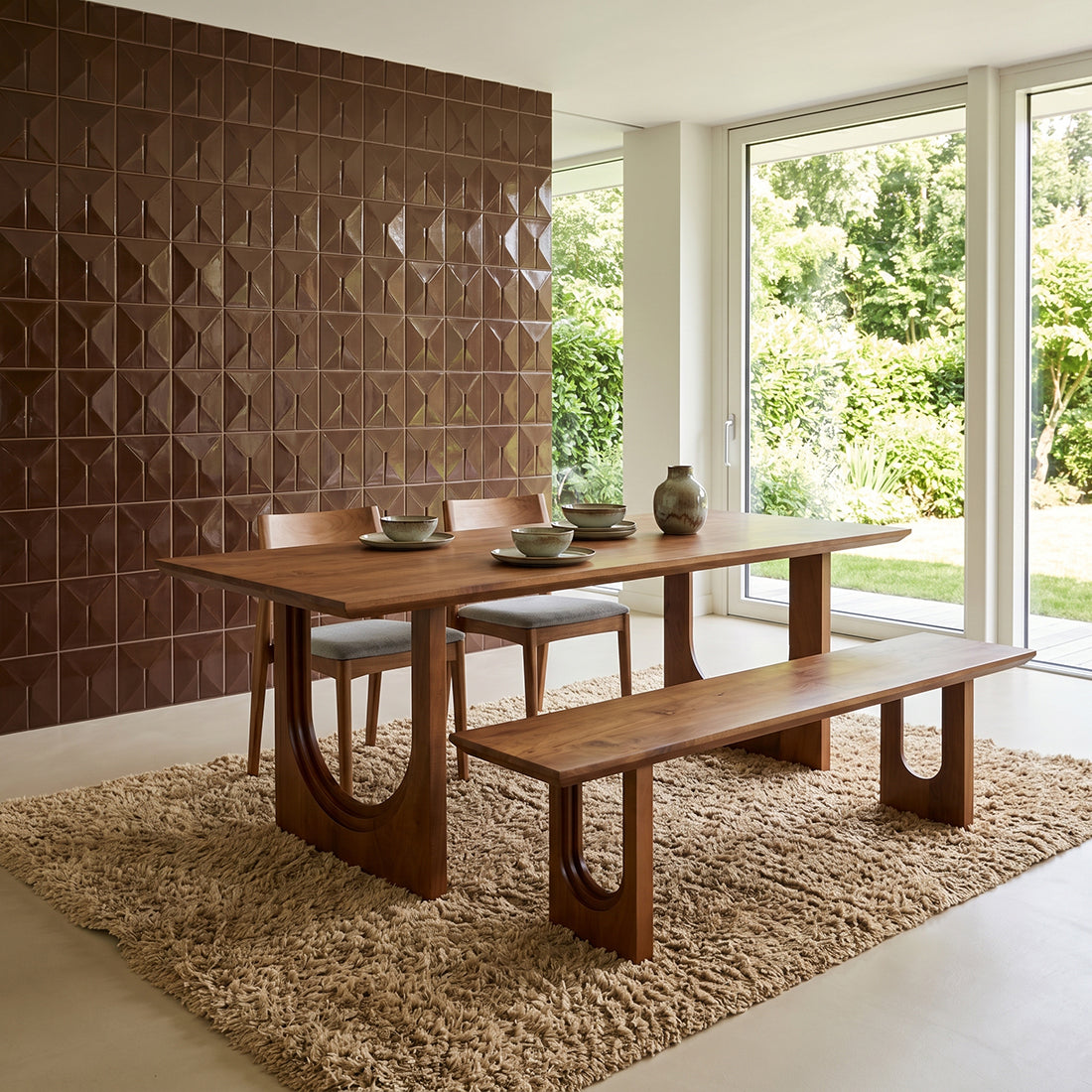 Tavolo da pranzo Bullnose Chamfered Arch in legno di mango 240 cm Raw Materials