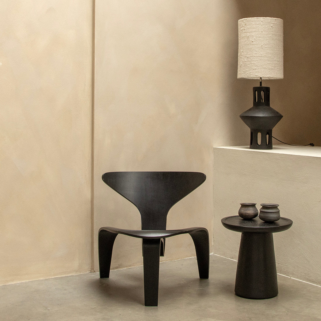 Tavolino Nero Dusk Raw Materials