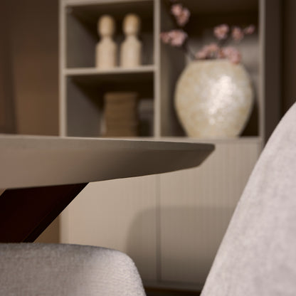 Eettafel Madison Zand van Starfurn van bovenaf met de zachte Deens ovale vorm van 200 cm