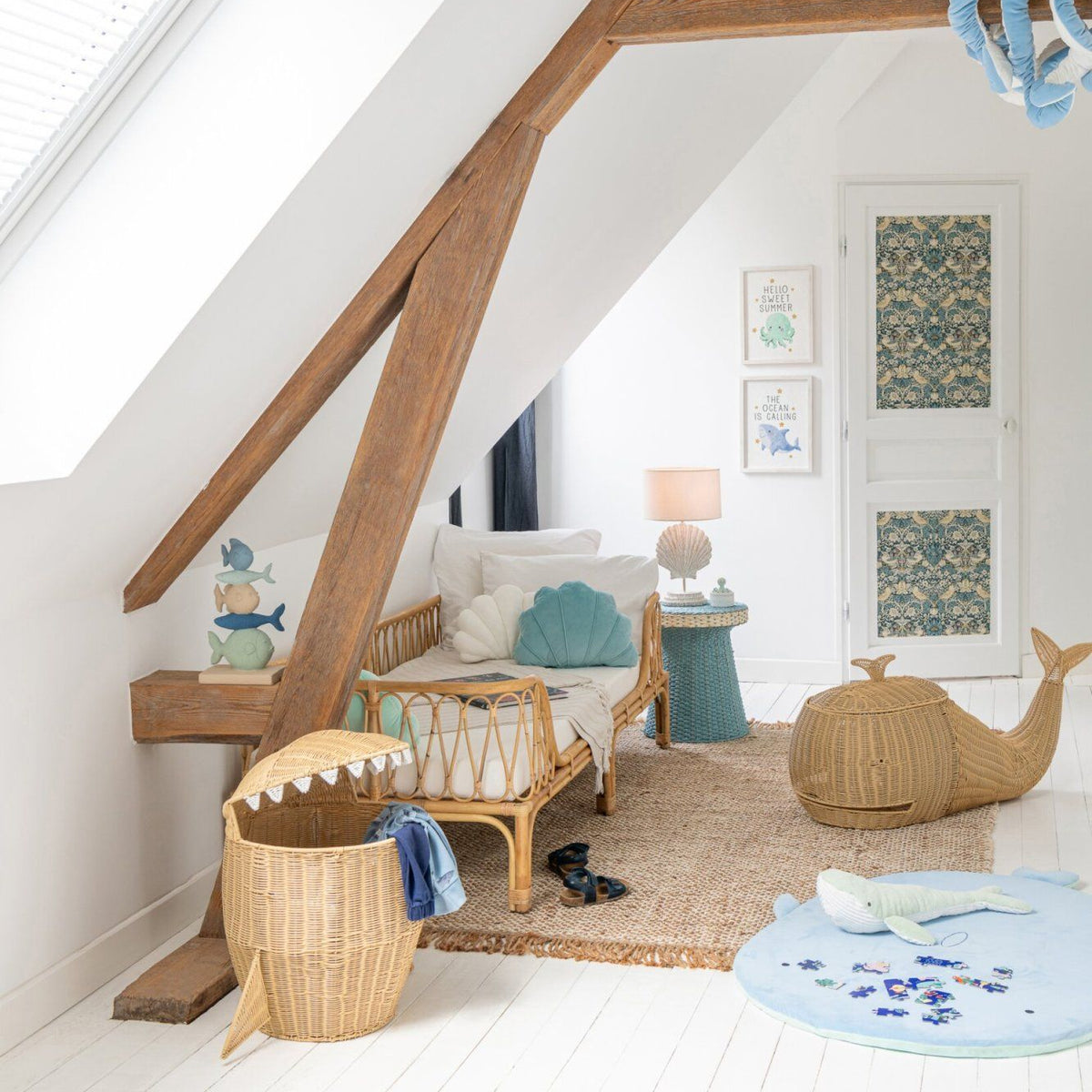 Cestino a balena in plastica color naturale J-Line