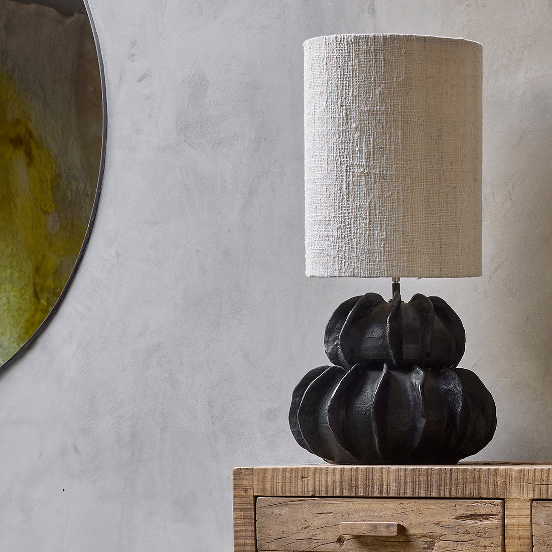 Lampada da tavolo Terra Carambole Nero Raw Materials