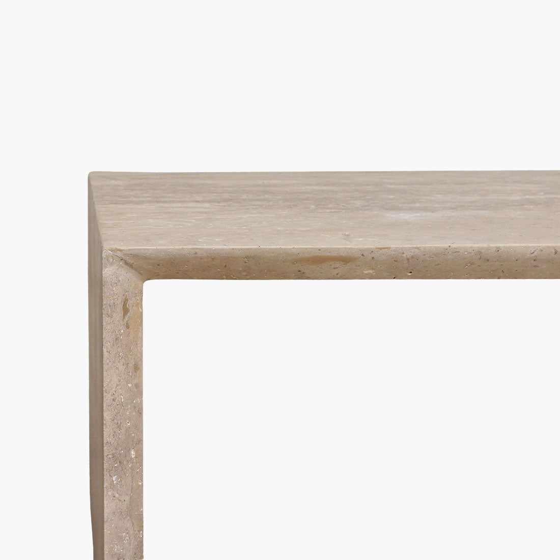 Tavolino da salotto in travertino Sleaky Raw Materials