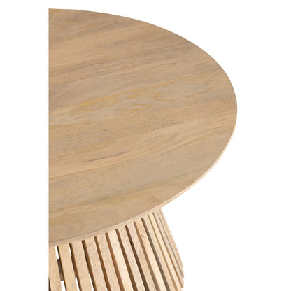 Detail van het ronde naturel mangohouten tafelblad van salontafel Vincent van J-Line