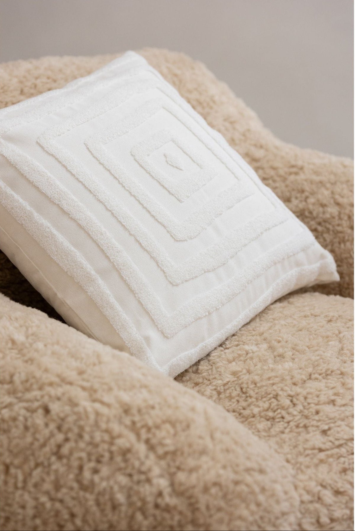 Shearl 1-zits Sofa Cream Small J-Line