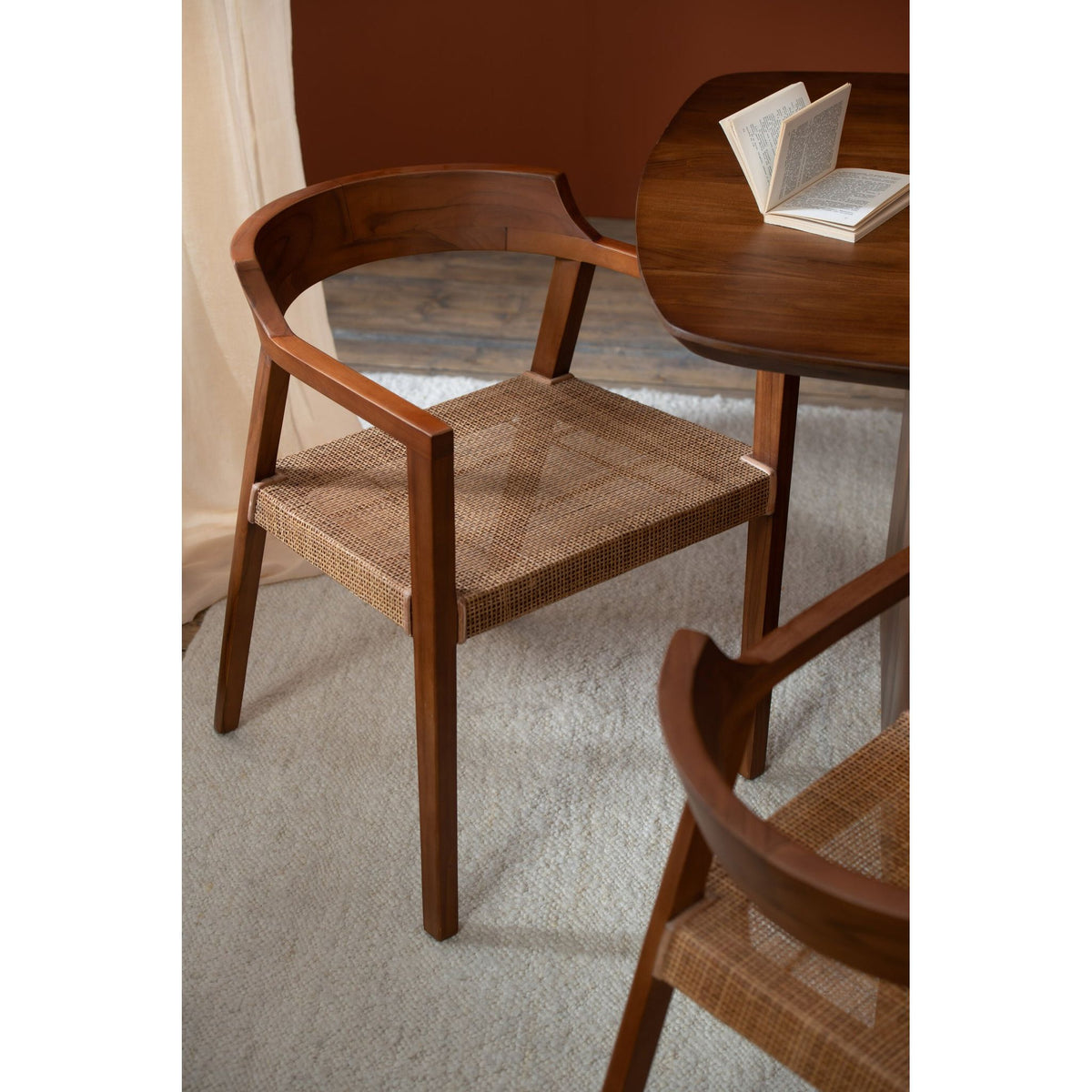 Sedia Emma in teak marrone J-Line